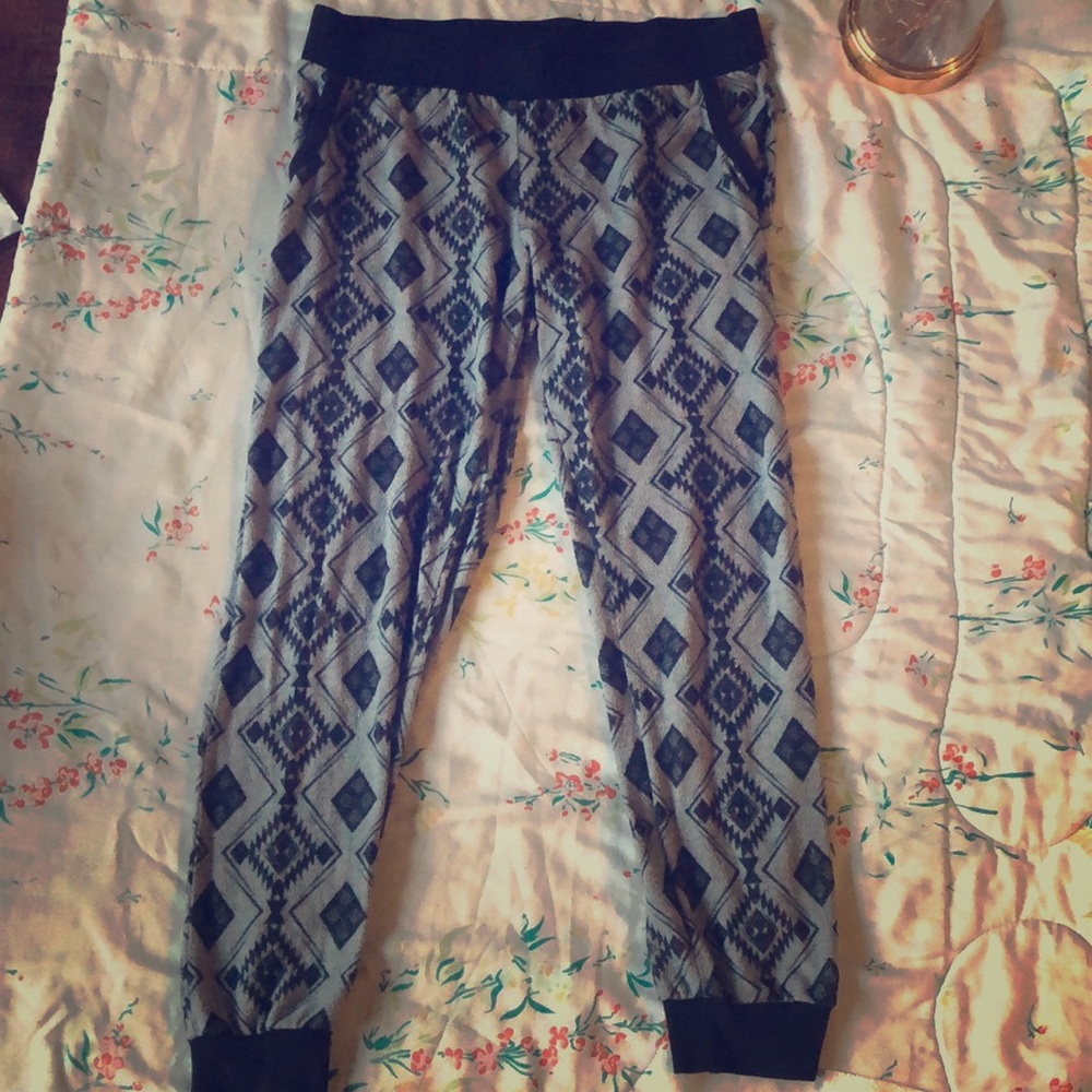 No Boundaries Grey sweats